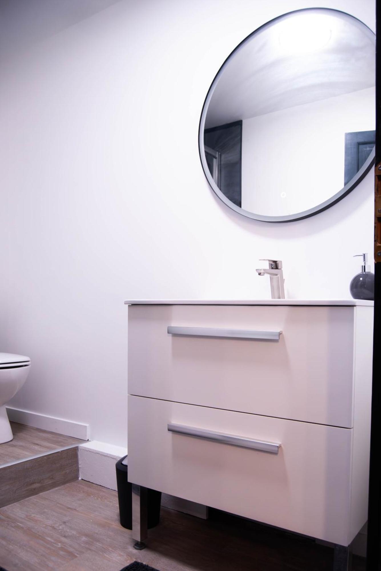 Suite Romantique Jacuzzi Moulins  Eksteriør bilde